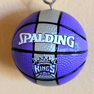 NBA "Kings" keychain